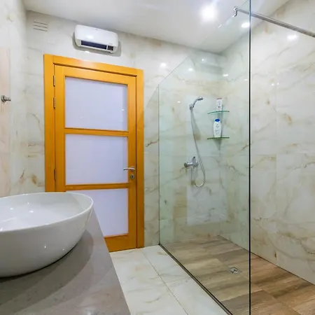 Apartman New 3 Bdr 2 Bth Terrace In Bugibba San Pawl il-Baħar