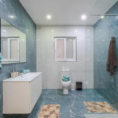 Apartment New 3 Bdr 2 Bth Terrace In Bugibba *