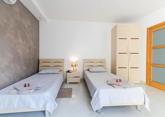 New 3 Bdr 2 Bth Terrace In Bugibba * St. Paul's Bay