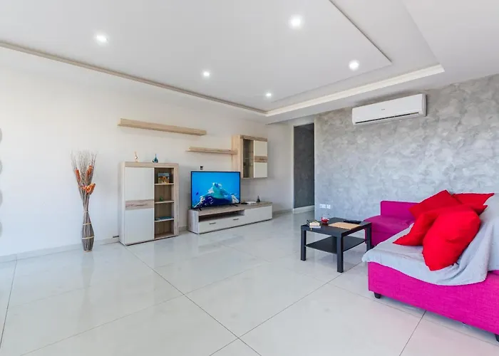 Daire New 3 Bdr 2 Bth Terrace In Bugibba