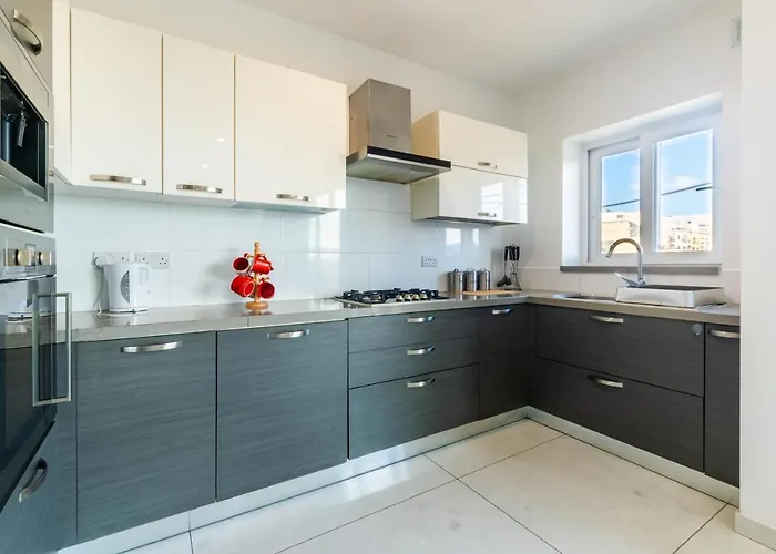 New 3 Bdr 2 Bth Terrace In Bugibba Daire