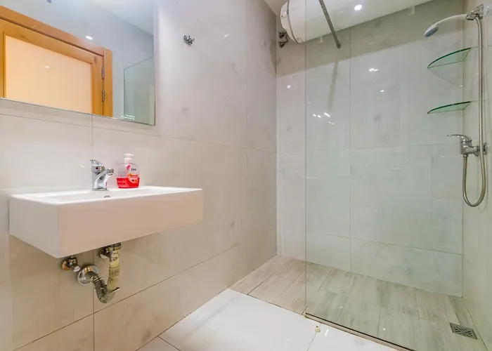 Daire New 3 Bdr 2 Bth Terrace In Bugibba *