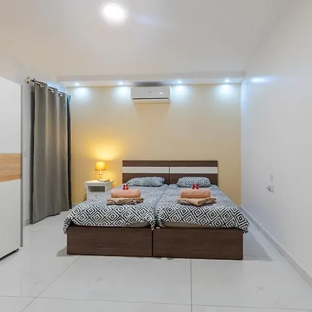 New 3 Bdr 2 Bth Terrace In Bugibba Apartment *