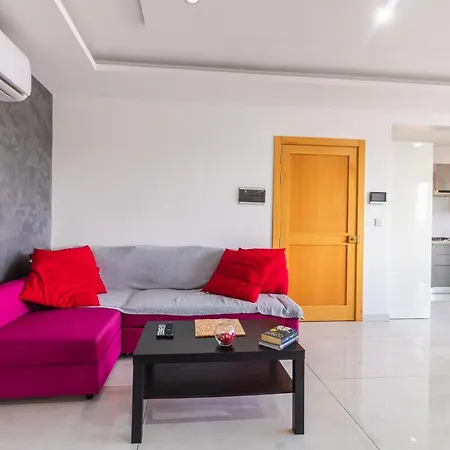 Apartment New 3 Bdr 2 Bth Terrace In Bugibba *